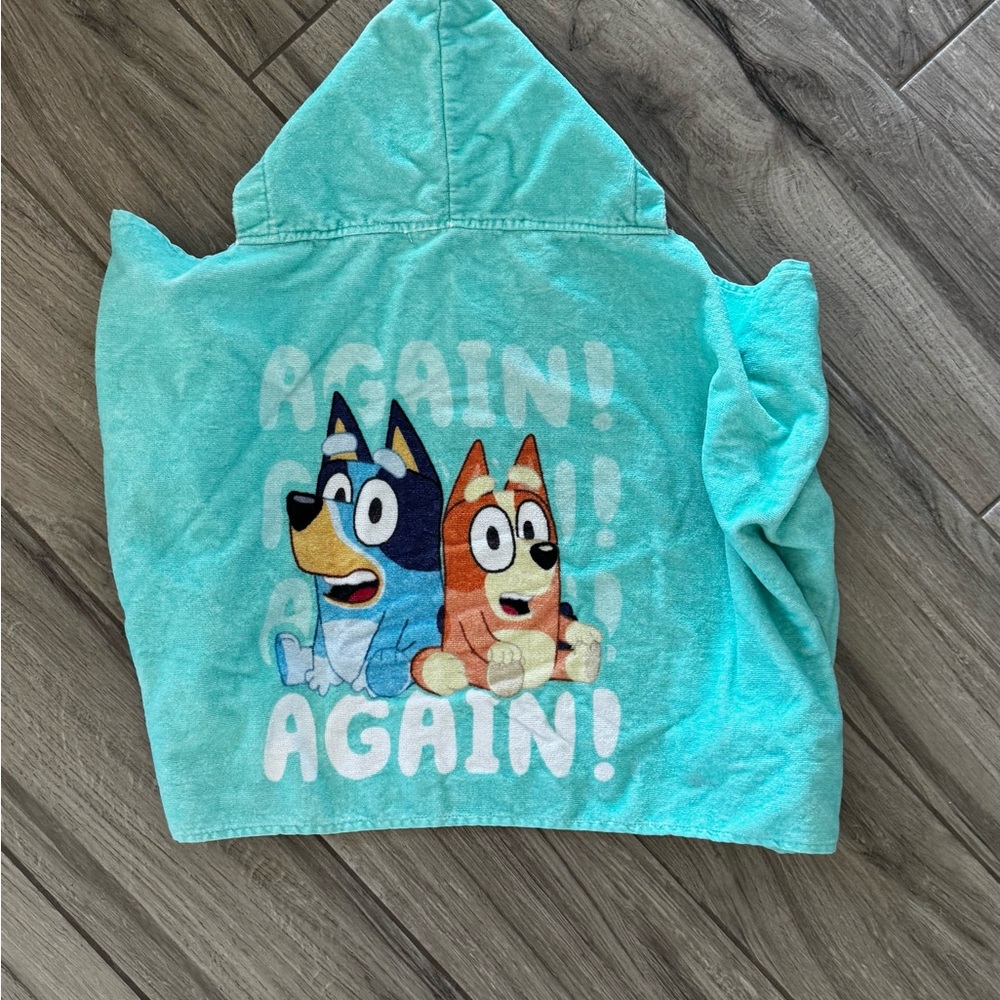 Kids Hooded Towel - Bluey & Bingo